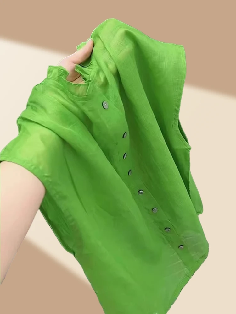 高级感大码绿色圆领单排扣无袖马甲女2026夏季轻薄宽松减龄背心潮