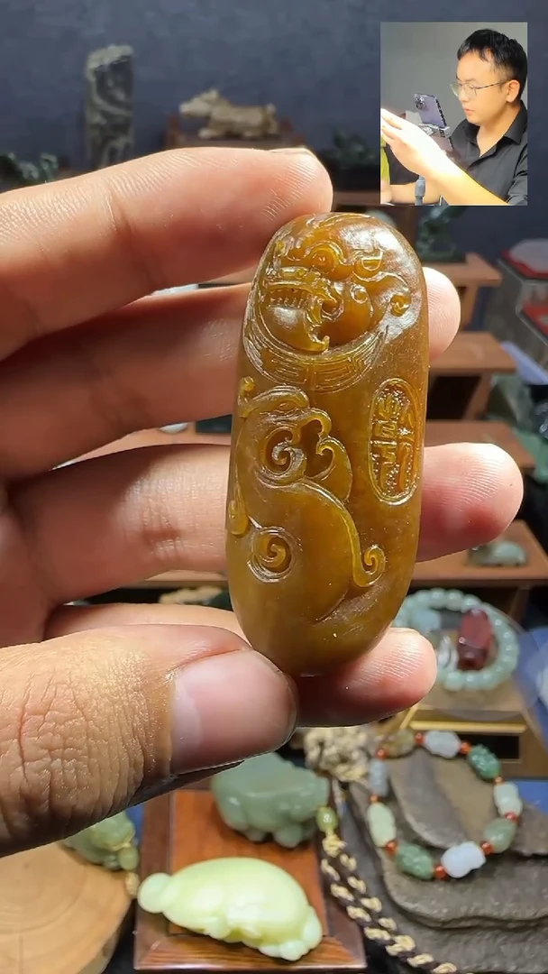 颈饰未镶嵌和田玉L****梦1
