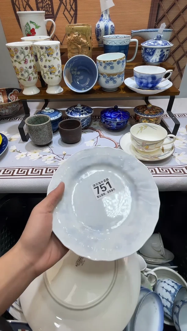 摆件l****i瓷片瓷片瓷片