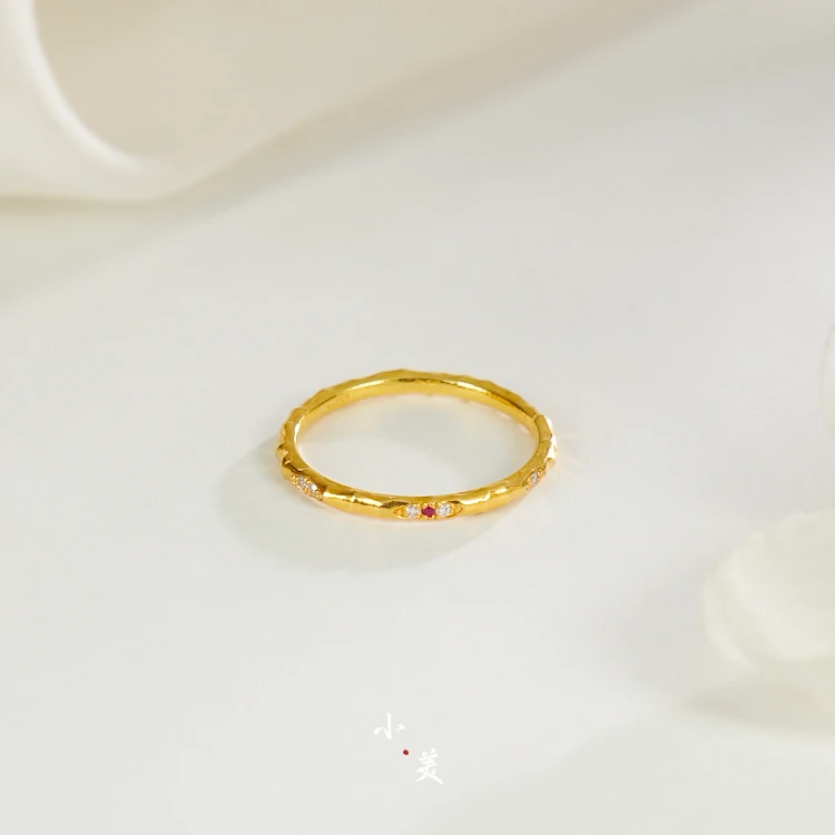 18K金钻石锤纹戒指  G40791