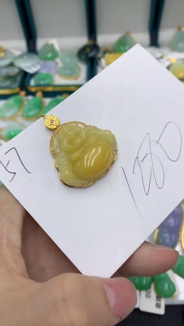 【闪购商品】翡翠颈饰18K金镶嵌翡翠