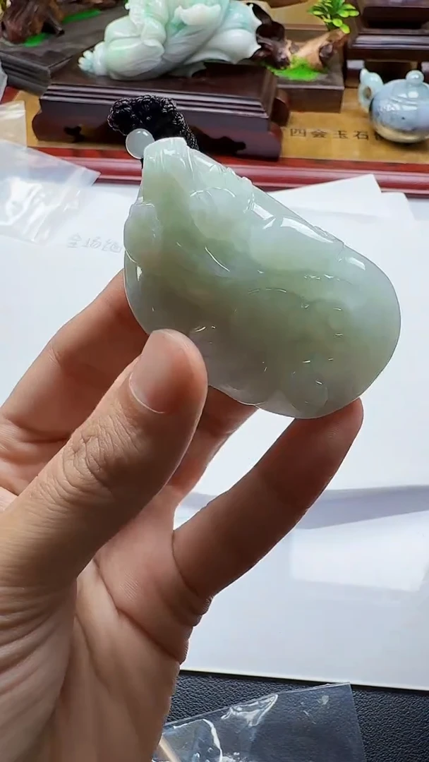 吊坠(不含链)未镶嵌翡翠1