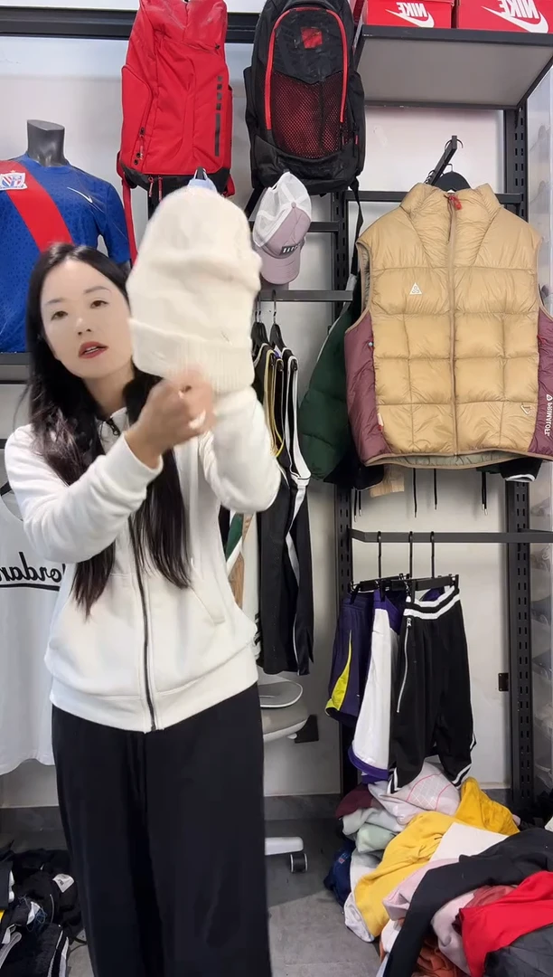 606编码 瑕疵款直播间过款为准 尺码