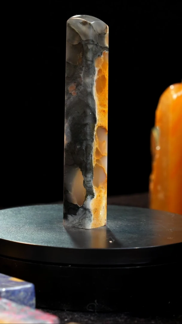 昌化石水墨蜂窝冻稀少品种