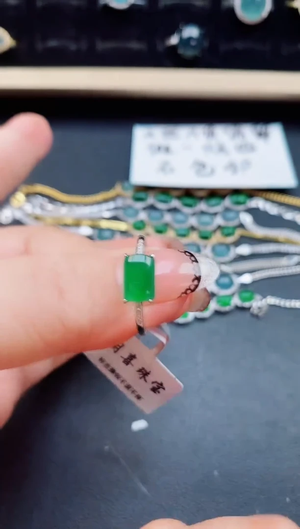 翡翠戒指银S925镶嵌50800