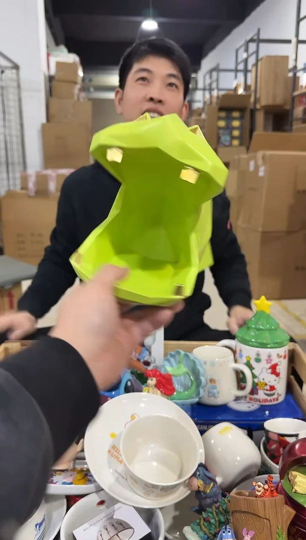 瓷片绿色河马玄关摆件