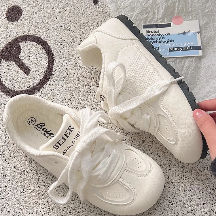 Moleubak小白鞋女配裙子鞋子2025新款芭蕾风德训鞋休闲平底板鞋