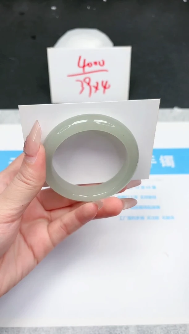 【闪购商品】石英质玉手镯未镶嵌775-52