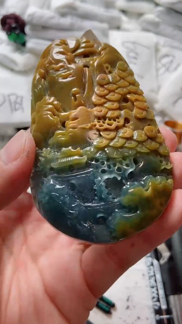 翡翠未镶嵌颈饰888888888