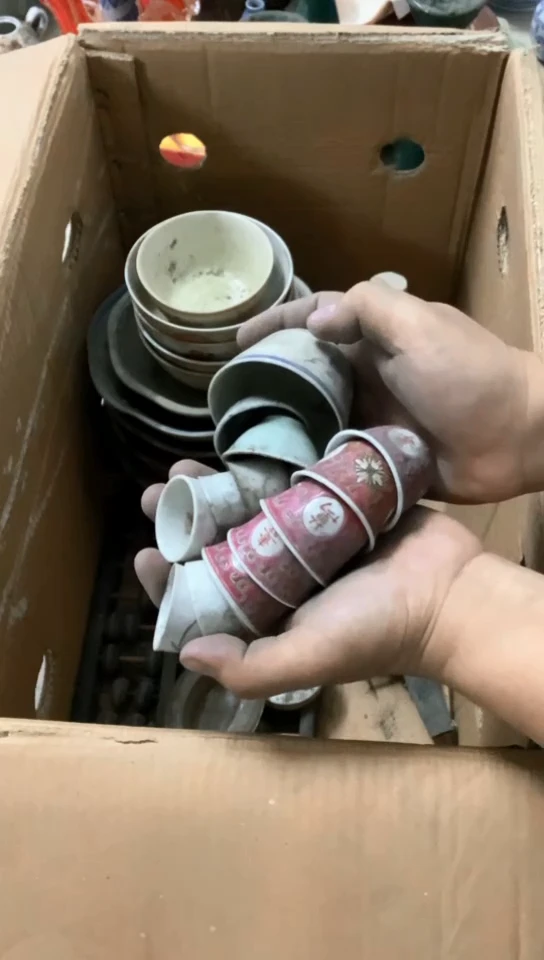 【闪购商品】1有瑕疵的瓷器一单哦~~