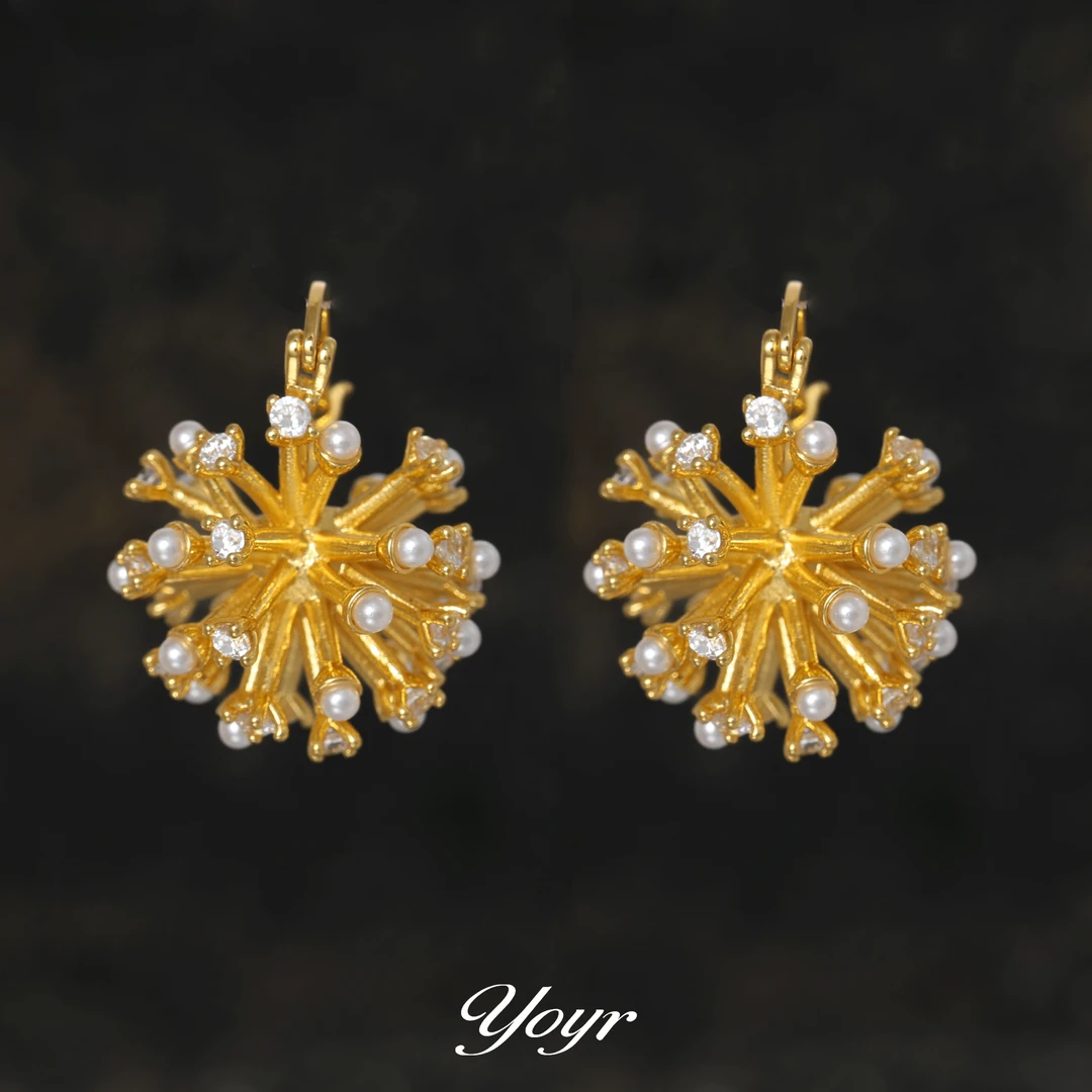 YOYR 黄铜耳饰 雪花球锆钻耳环高级感精致2025新款轻奢百搭耳扣