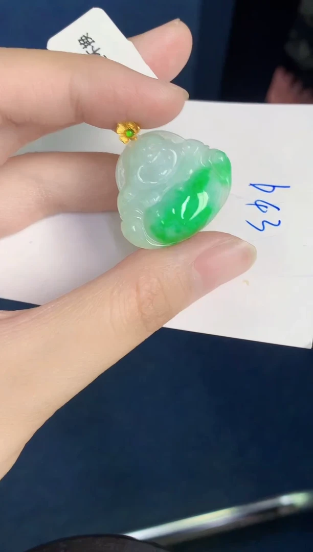 翡翠18K金镶嵌颈饰天然翡翠緬甸A貨