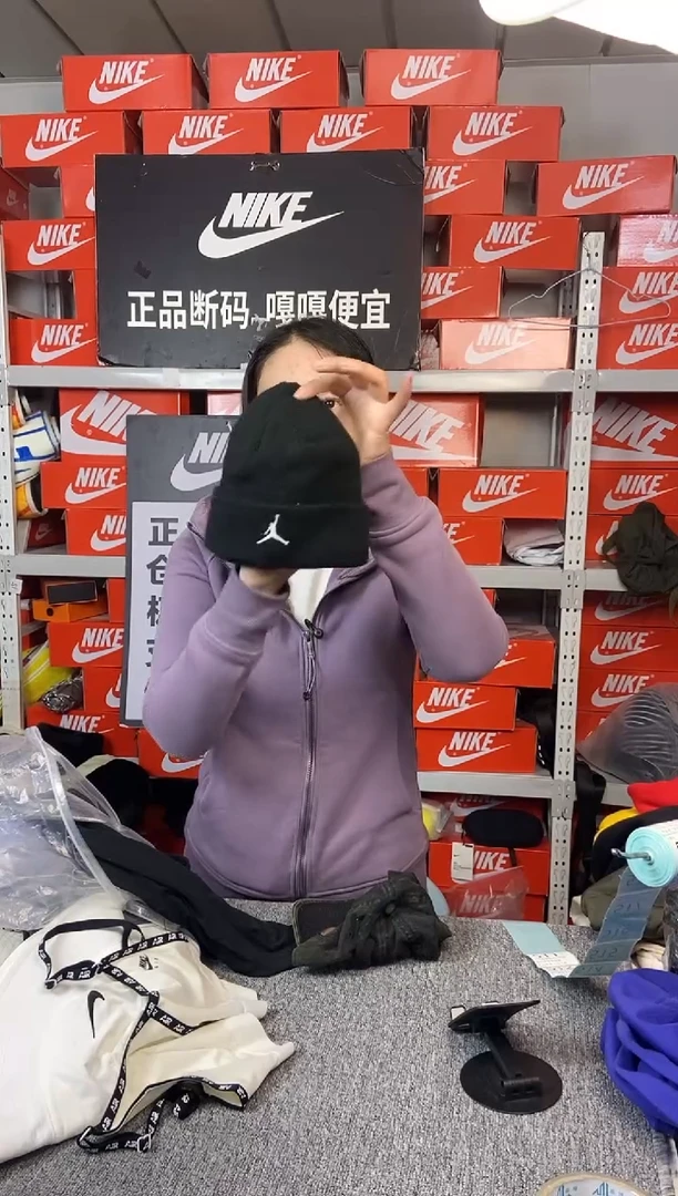 511编码 黑色小毛线帽 瑕疵直播间过款 全新无暇
