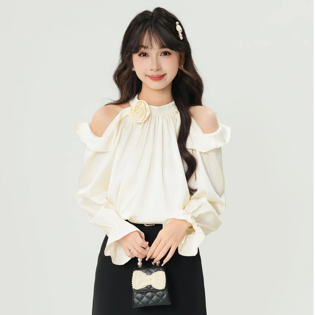 慕兔法式高级感立体玫瑰花喇叭袖衬衫女2025秋季新款宽松百搭上衣
