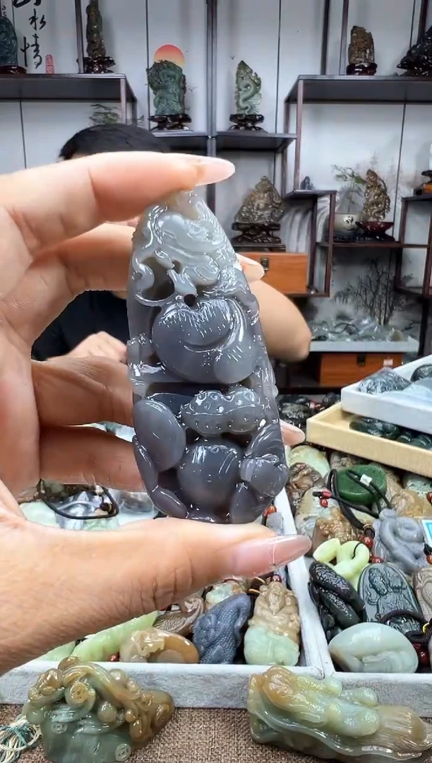 和田玉未镶嵌把件1