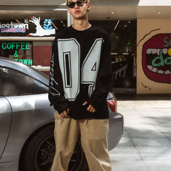 DOGTOWN 25FW数字04大LOGO全棉长袖TEE袖标LOGO长袖T恤