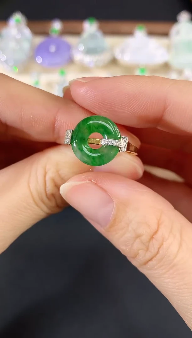 18K金镶嵌戒指翡翠205|4800