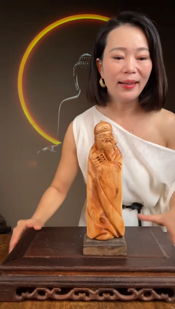 柏木（崖柏）手工摆件,先抢先得! 编号:42