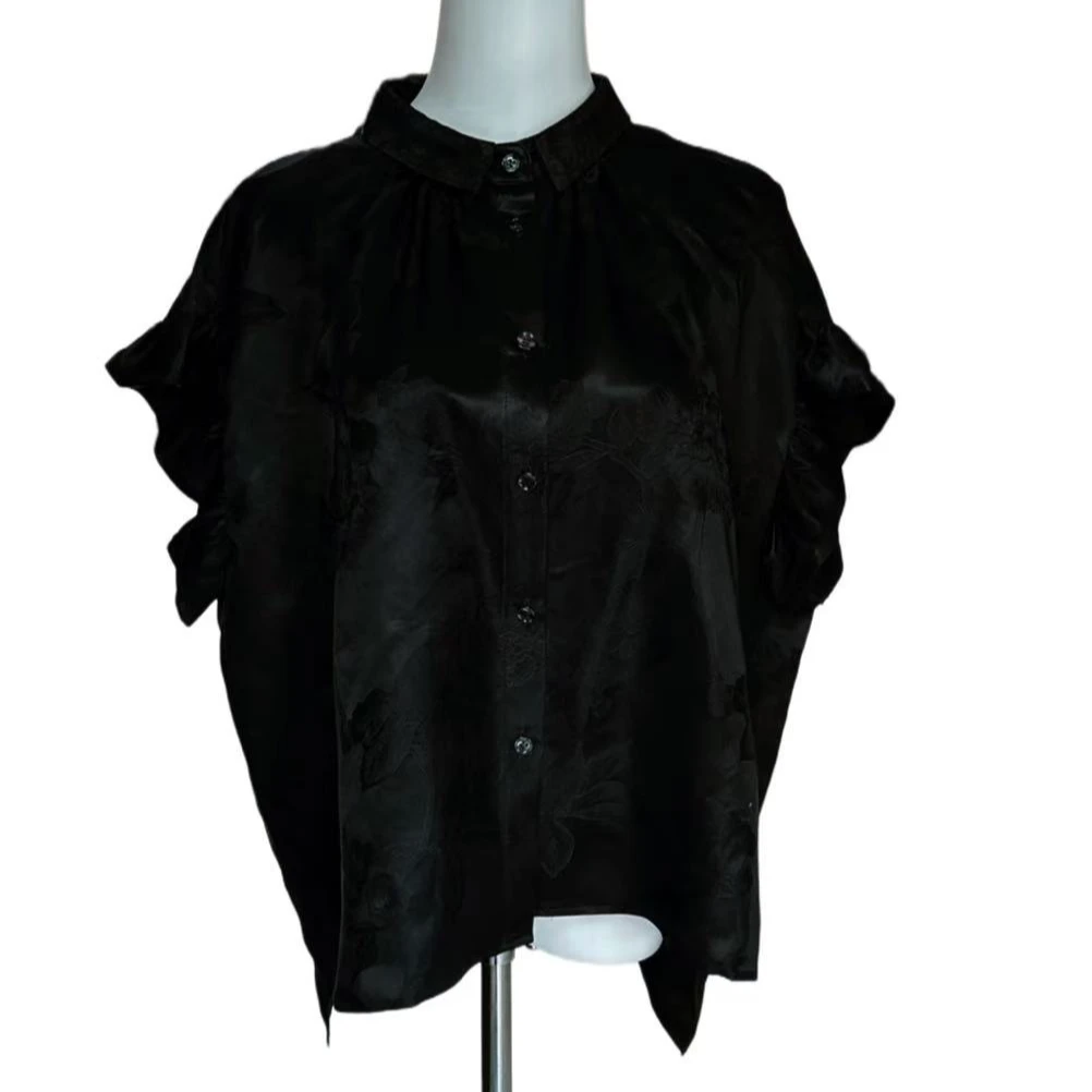 时尚百搭女士夏季黑色荷叶边泡泡袖宽松设计师上衣