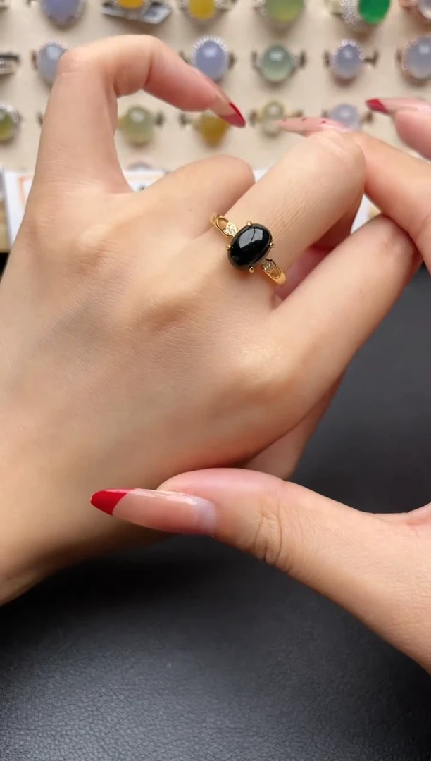 【闪购商品】翡翠戒指银S925镶嵌一物一证一礼盒