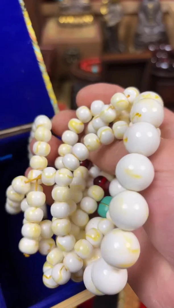 【闪购商品】蜜蜡耳饰未镶嵌-----------------