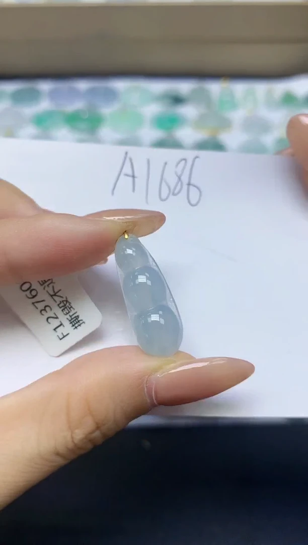 颈饰未镶嵌翡翠天然缅甸A货翡翠百元以上9元证书费自理