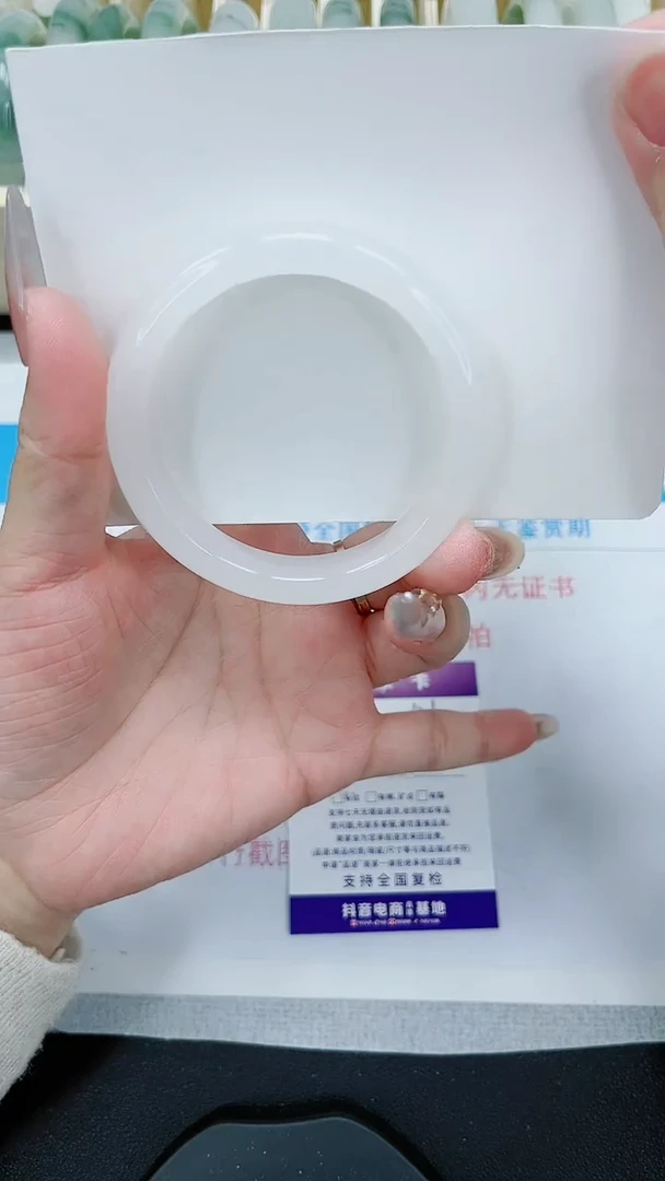 【闪购商品】石英质玉手镯未镶嵌121号/56-57圈