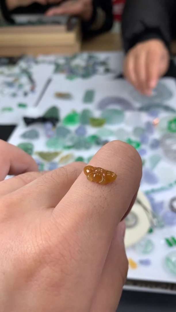 【闪购商品】定制翡翠未镶嵌翡翠