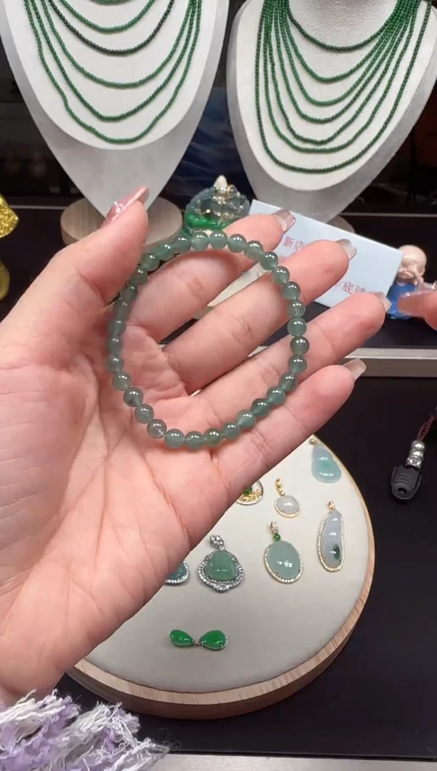 【闪购商品】翡翠套链未镶嵌41056132