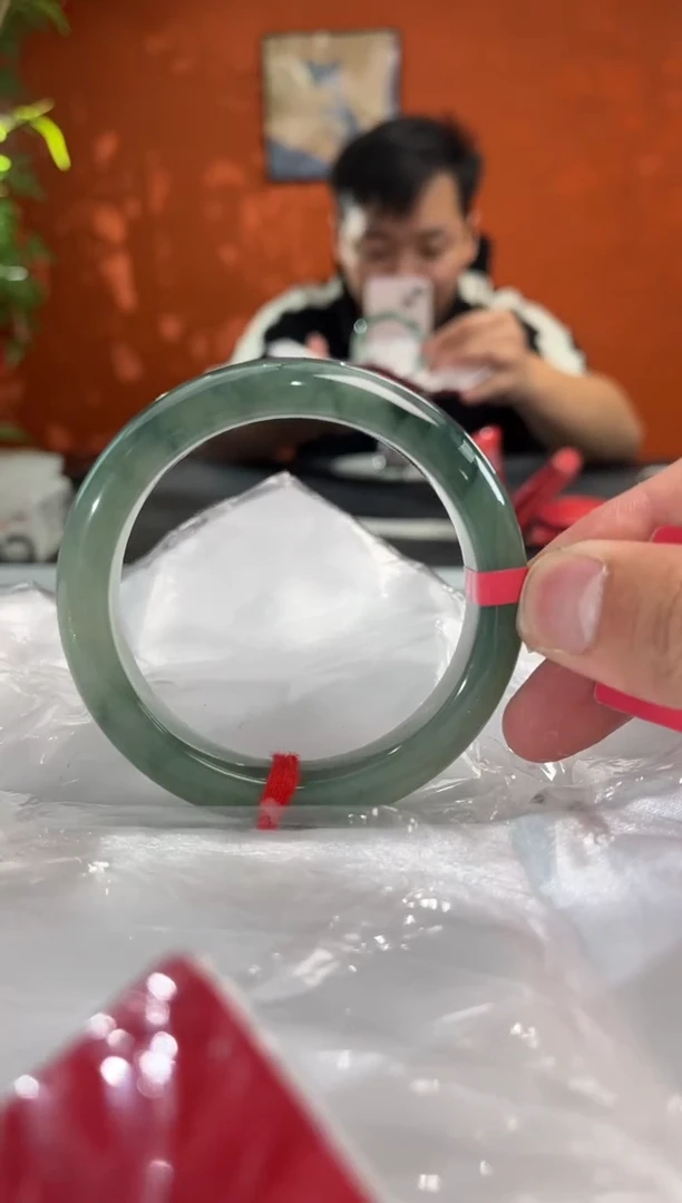 未镶嵌手镯翡翠8   56