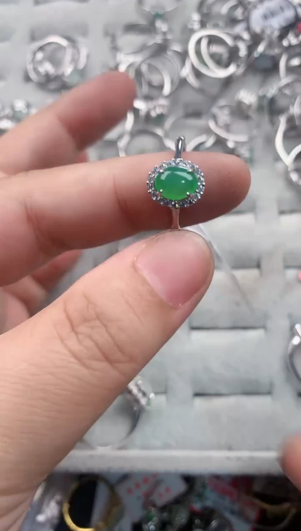 银S925镶嵌戒指翡翠999    1