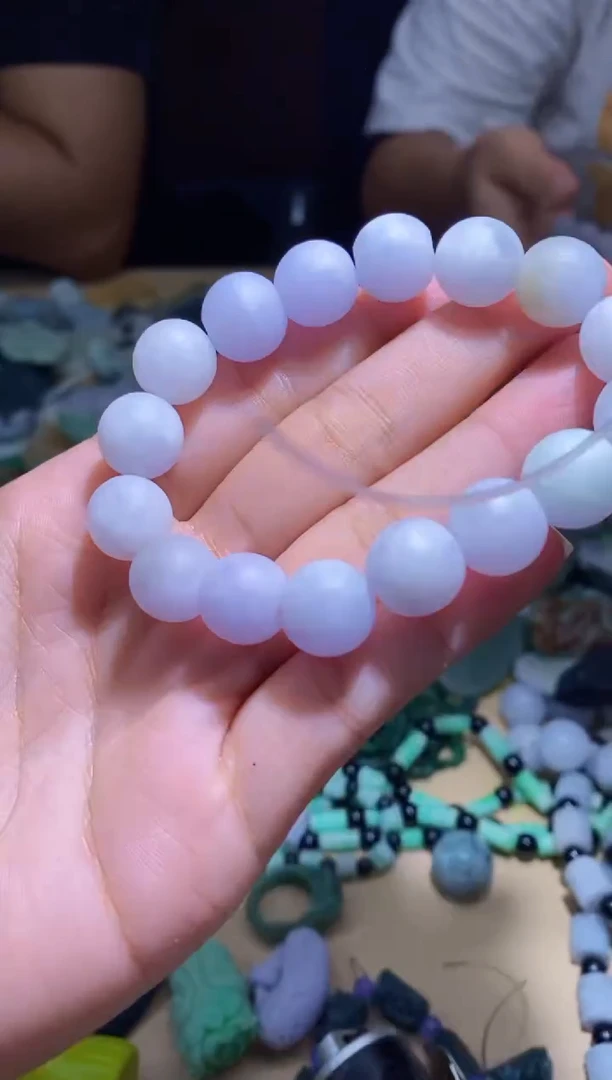 未镶嵌定制翡翠手串