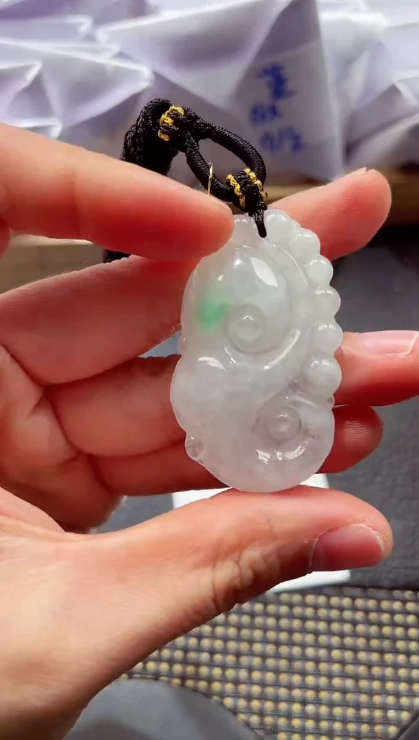 颈饰未镶嵌翡翠000111