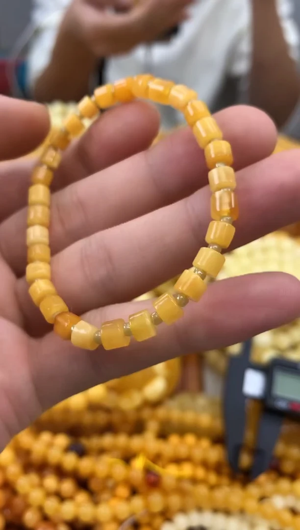 裸石蜜蜡未镶嵌手串