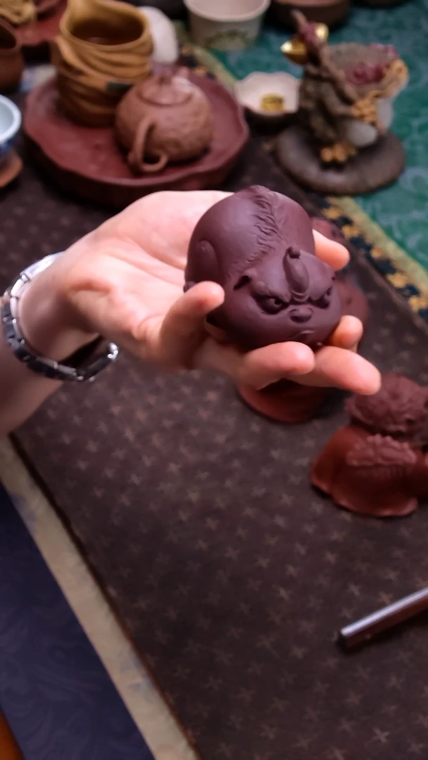 砂宴独家《紫泥胖貔貅》（微瑕）