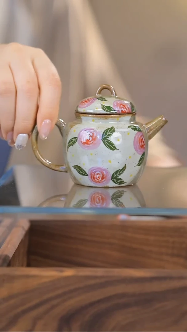 玫瑰花正把壶玫瑰花正把壶玫瑰花正把壶