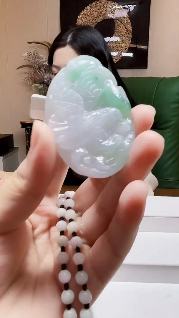 未镶嵌定制翡翠吊坠91