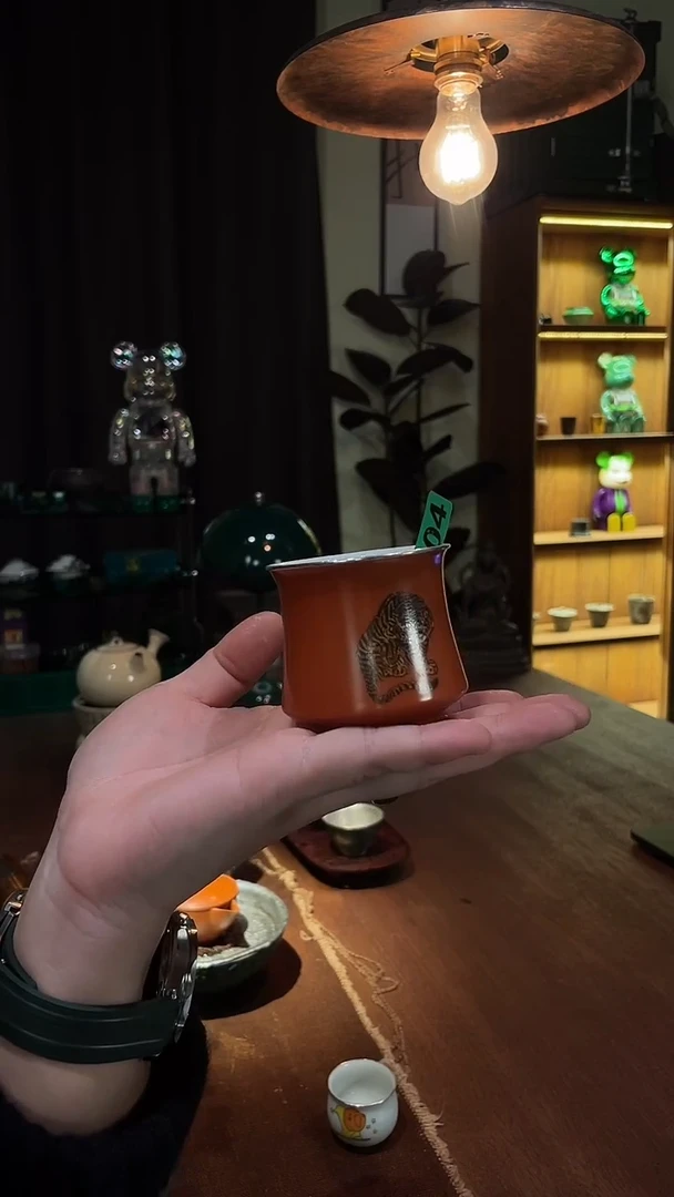 微 包银红虎杯...004