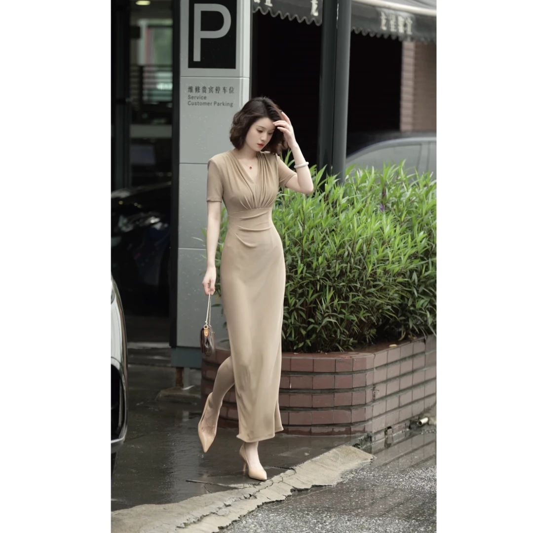 彩彩家【钻石星河】夏季显瘦显白时尚收腰修身长款优雅气质连衣裙