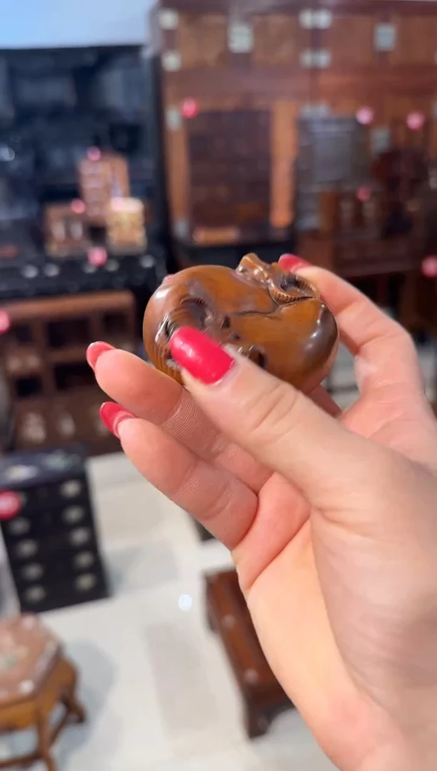 【闪购商品】木木艺黄杨木牛手把件68.8888