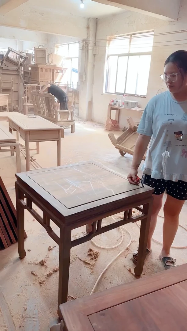 花梨木类家具柬埔寨黑酸枝小方桌（毛胚做成品延迟