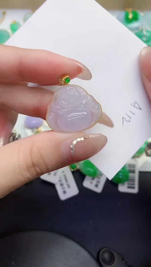 颈饰18K金镶嵌翡翠缅甸天然翡翠a货