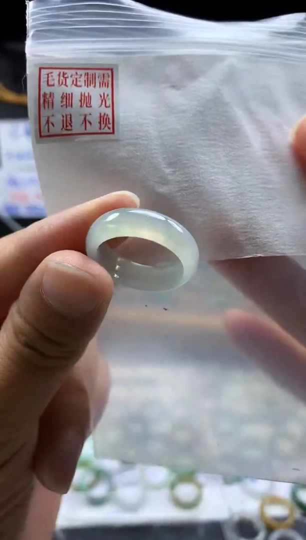 未镶嵌定制翡翠毛货需精细抛光戒圈18#