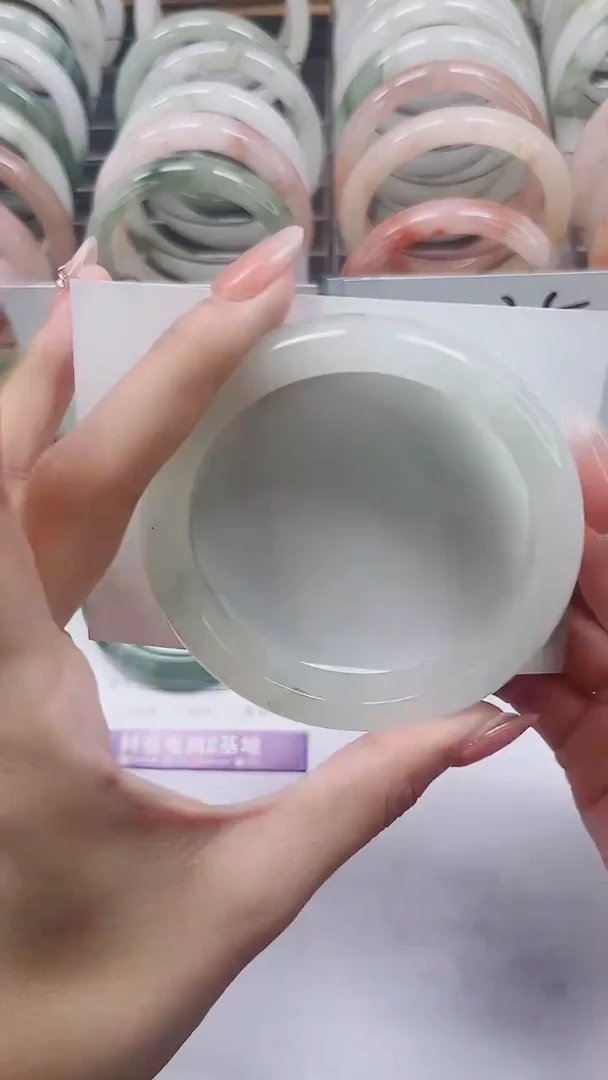 【闪购商品】石英质玉手镯未镶嵌A135-59/60