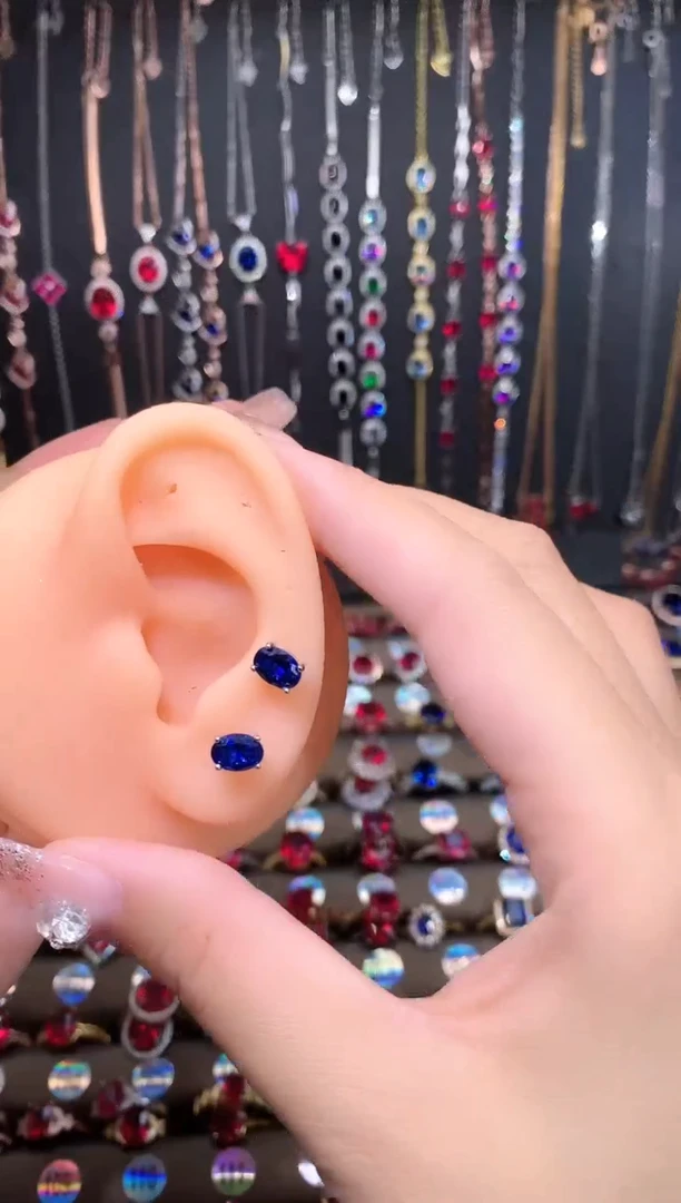 蓝宝石耳饰银S925镶嵌银色