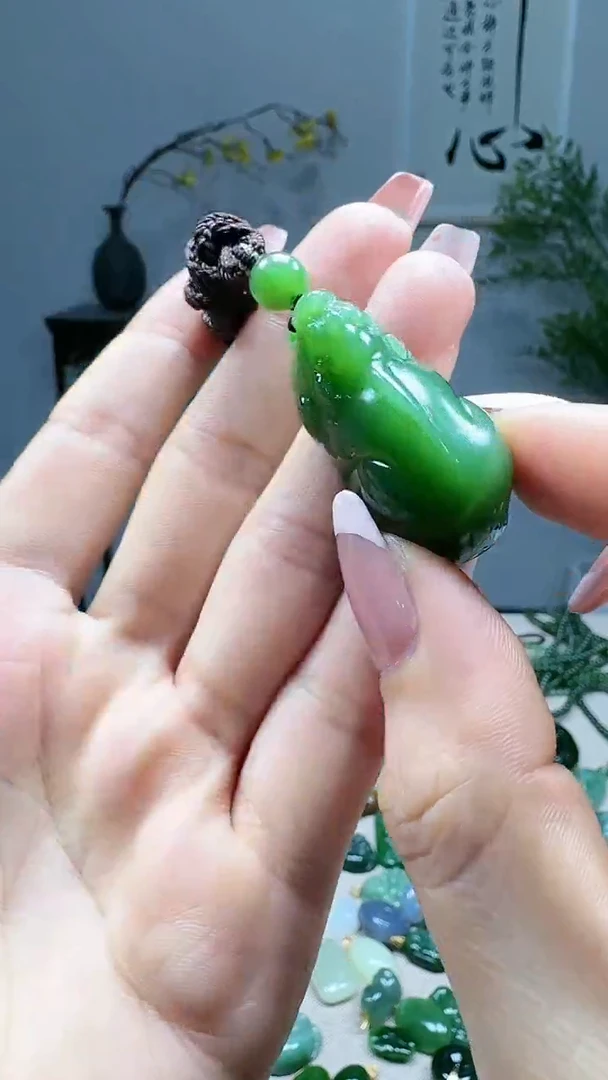 未镶嵌和田玉挂件1