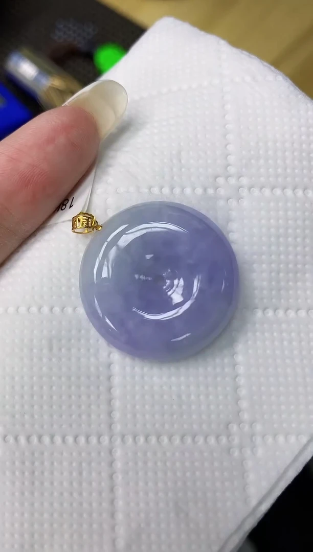 颈饰18K金镶嵌翡翠11111111111