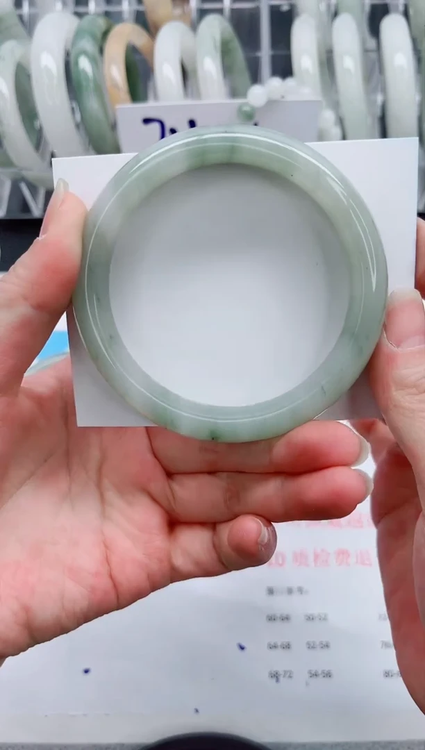 【闪购商品】石英质玉手镯合金A371-59.3