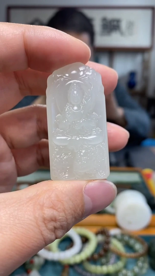 颈饰未镶嵌和田玉70