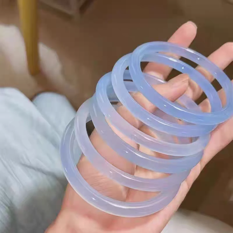 3157号-奶蓝色细圆手镯